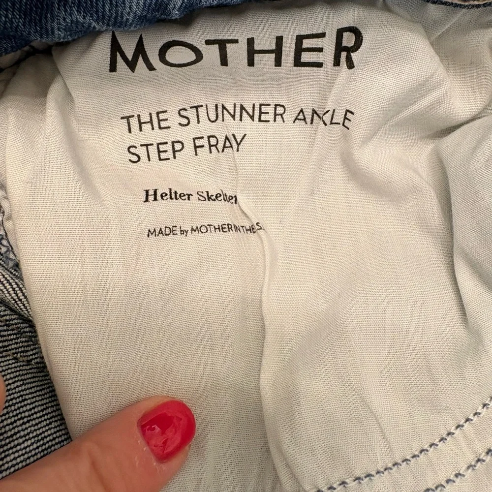 MOTHER Light Wash Distressed Stunner Ankle Step Fray Jeans Size 29 - Picture 14 of 14